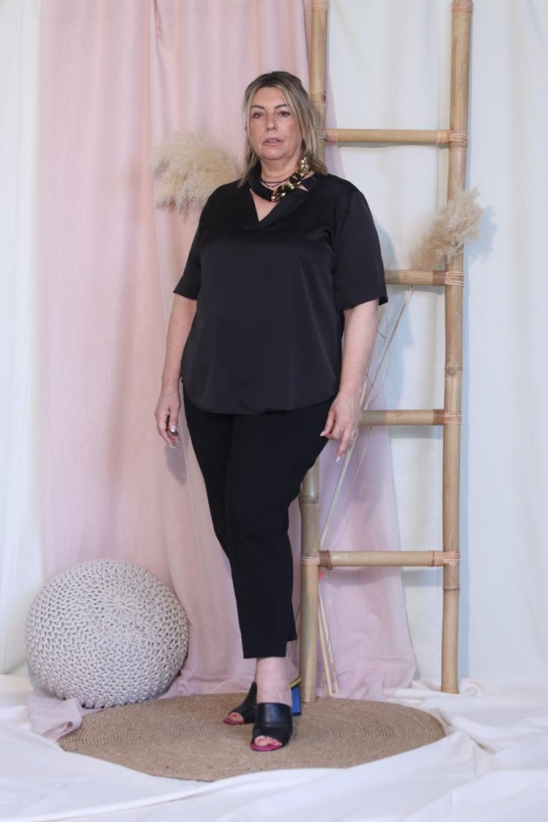 CARINE ΜΠΛΟΥΖΑ ΣΑΤΕΝ