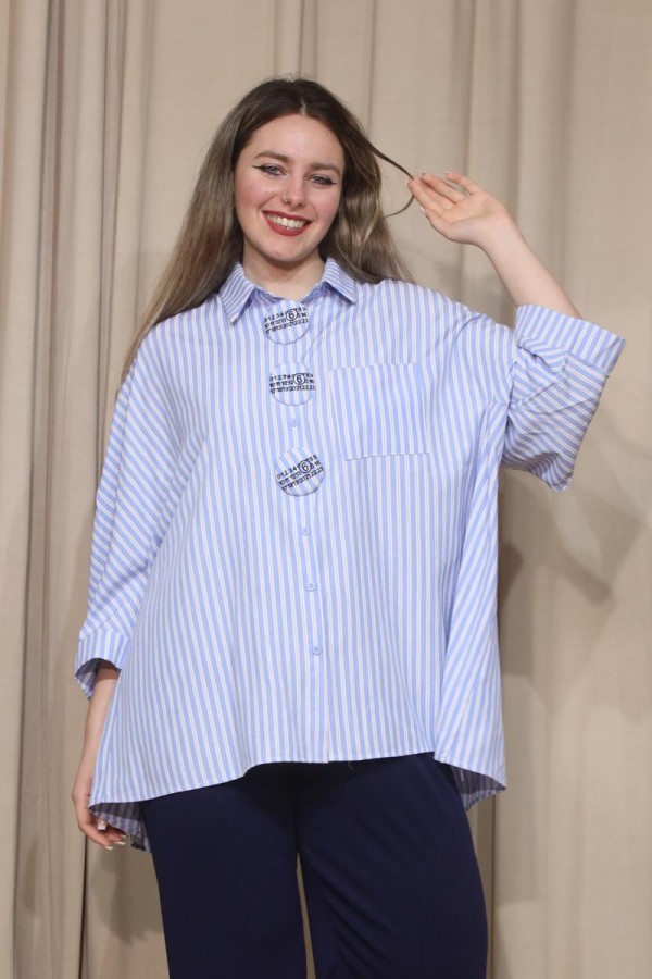 ARLEN OVERSIZED ΠΟΥΚΑΜΙΣΑ ΜΕ ΜΕΓΑΛΑ ΔΙΑΚΟΣΜΗΤΙΚΑ ΚΟΥΜΠΙΑ